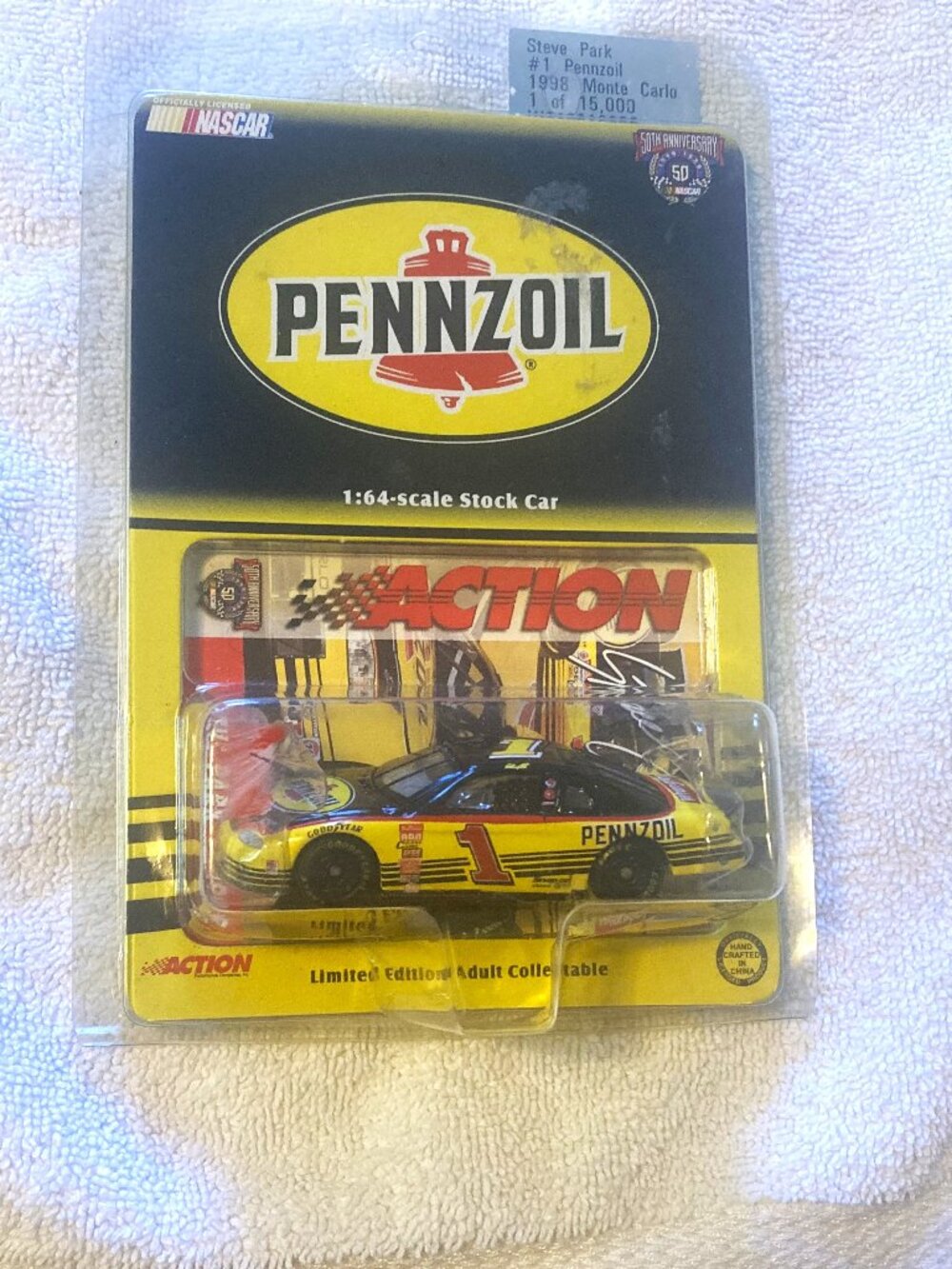 Action Racing Steve Park 1 Pennzoil 1998 Monte Carlo 1:64 Scale Stock Car